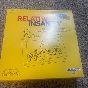 New In Box Playmonster Relative Insanity game